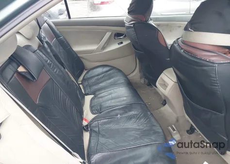 2007 Toyota Camry Le z USA, uszkodzony, nr VIN 4T1BE46KX7U600792